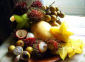 10 eksotiski augļi, kas piešķir garšu ēdienam